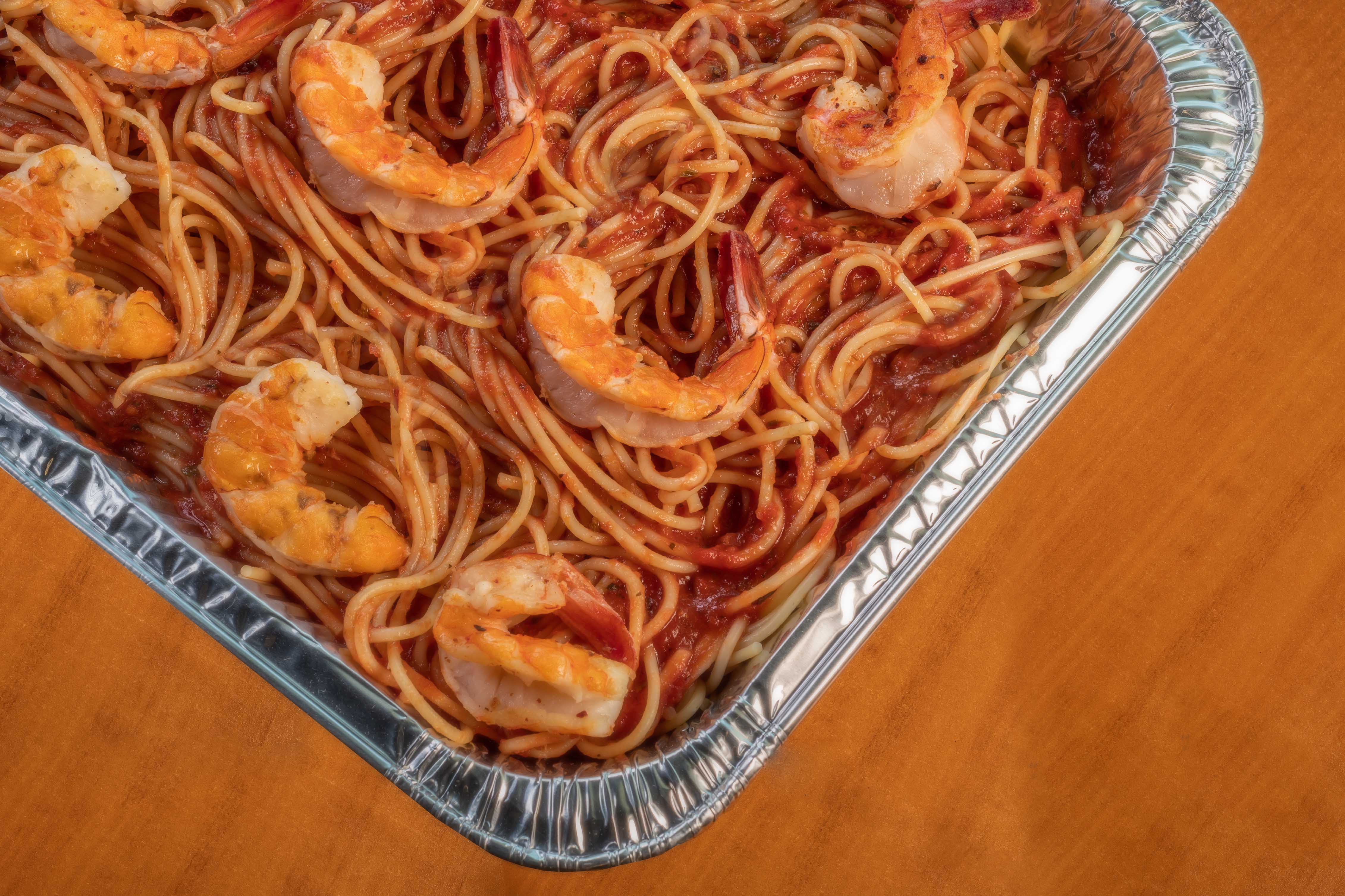 Charola de Spaghetti con Camarón